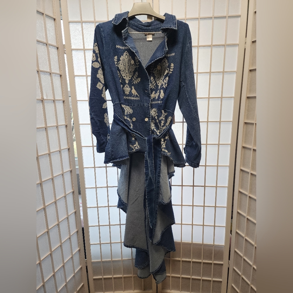 Denim coat with ruffled tail